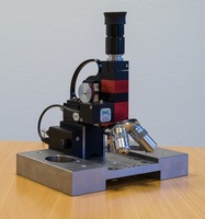 Metallurgical Traveller Microscope TM1